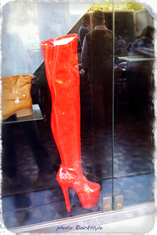 Red Boot... Out of Focus :: Window Shopping in Rome :: #iPhoneography ©ockstyle