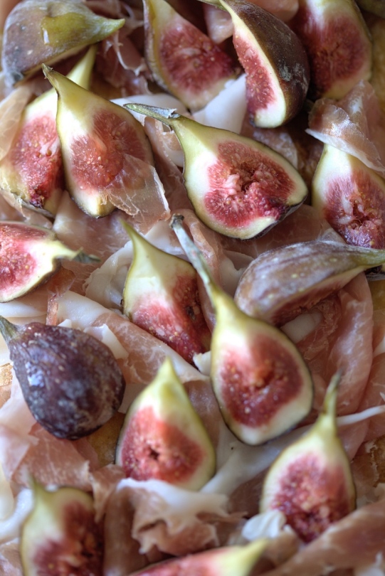 Pizza e Fichi (pizza with figs) - Food Styling: Orsola Ciriello Kogan; Photo: Serena Eller