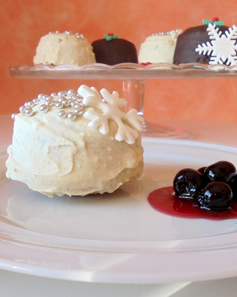 White chocolate... Holidays Bake Off :: Mini Parrozzi
